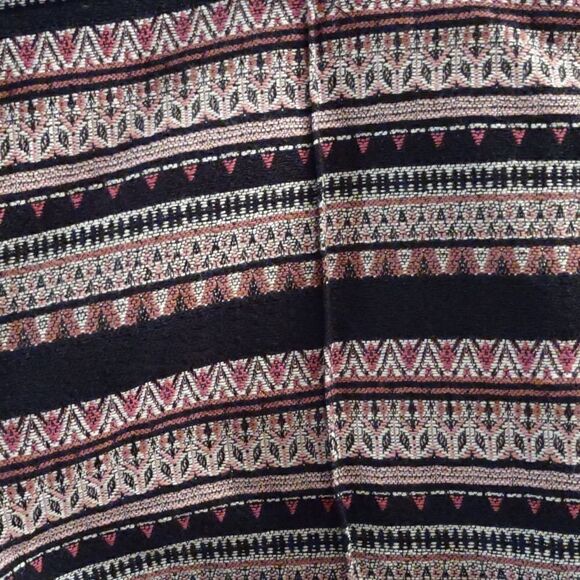Ann Taylor Loft Size 6 Tapestry like Pink Floral Geometric Short Shorts Pockets - Picture 2 of 8